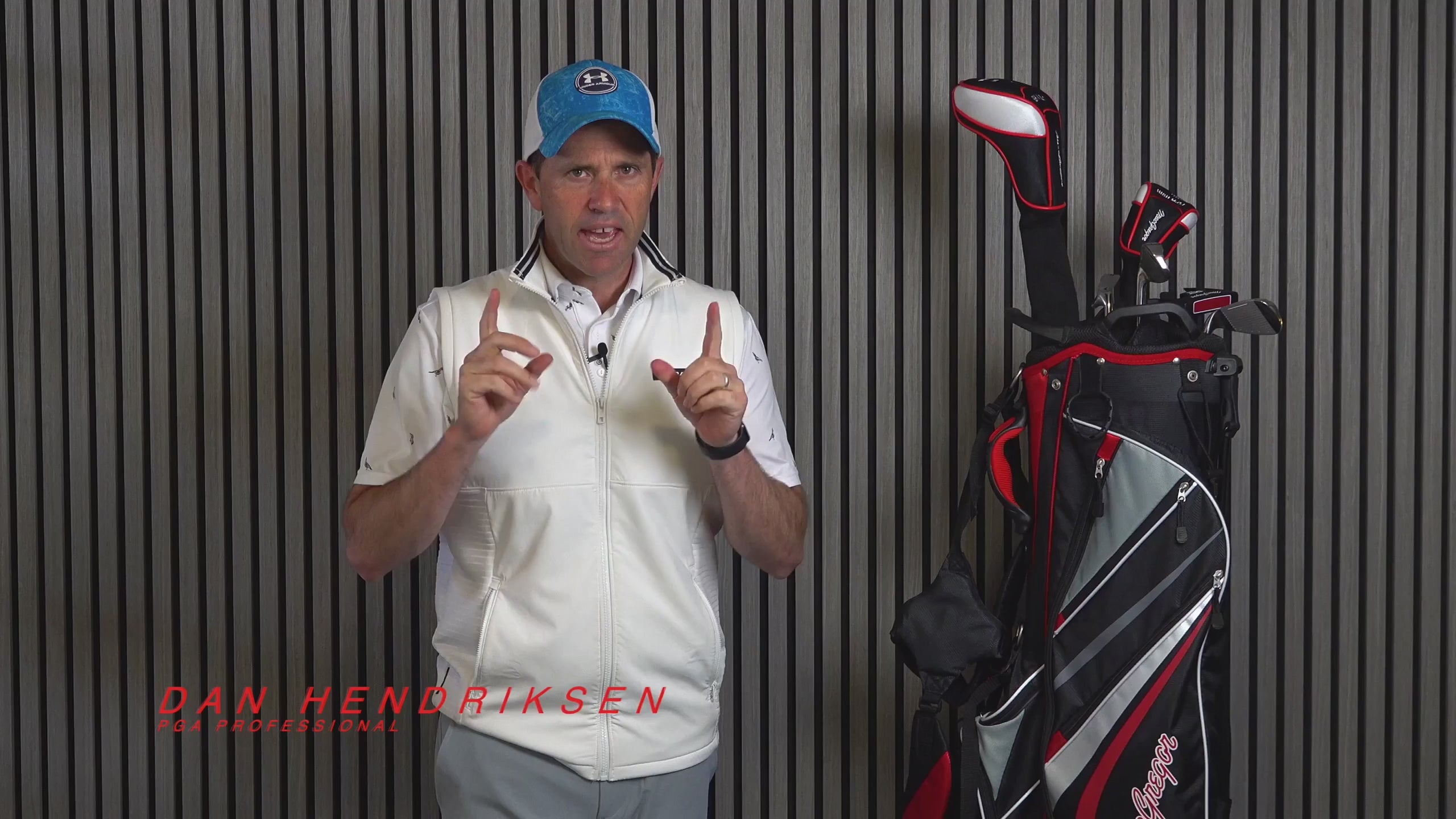 MacGregor Golf MacGregor Golf DCT4000 Golf Clubs Set with Bag